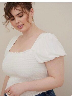 TORRID puff sleeve smocked top in off white (0/L)